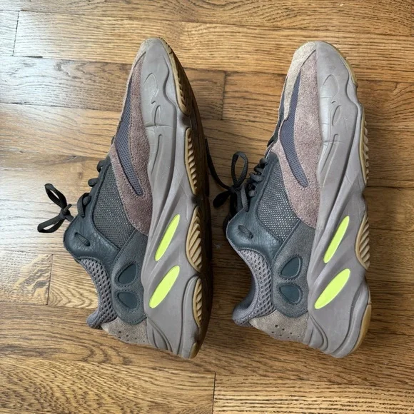 Authentic Yeezy Sneakers - like new! - Picture 2 of 9